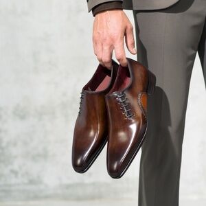 Magnanni "Abrahan" side-lace shoe in brown ("tabaco") size 8.5
